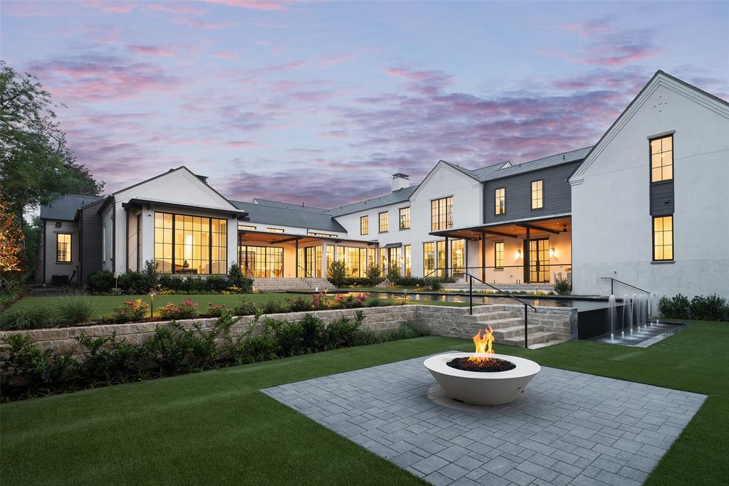 Crespi Estates - Residential