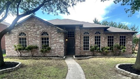 Photo of 1538 Rustic Trail, Allen, TX 75002 (MLS # 21286103)