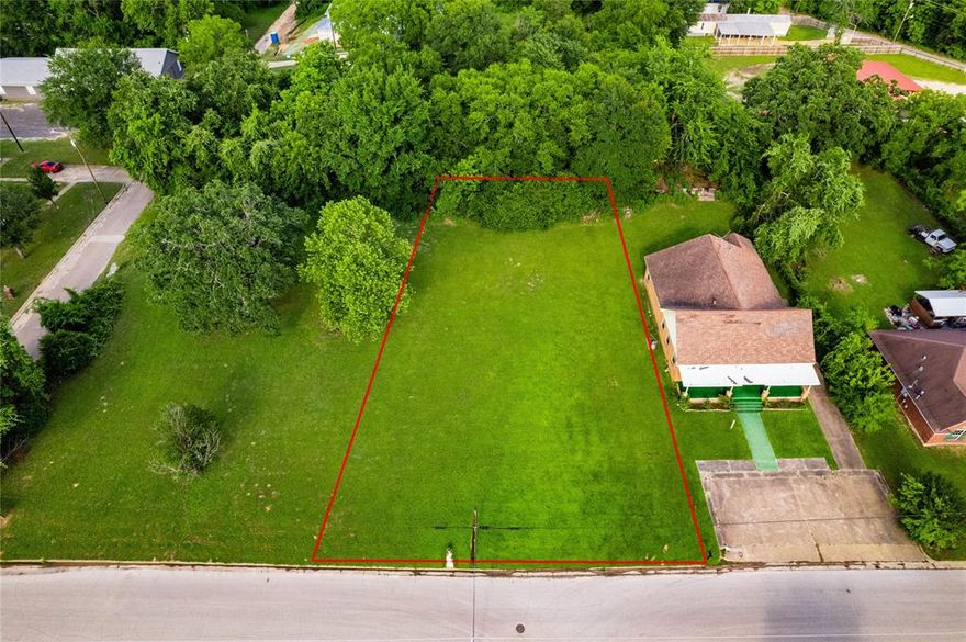 Great opportunity to own a piece of property just a couple of blocks North of the square-downtown Athens. .43 Acres with access to city water, sewer and electric at the road. Currently zoned residential. Buyer and buyer's agent to verify all information provided.