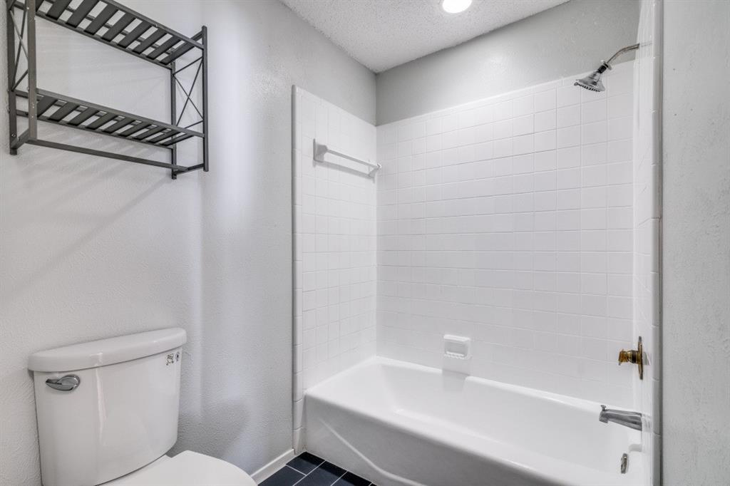 Brookhaven Village Condo Ph 01 & 0 - Residential