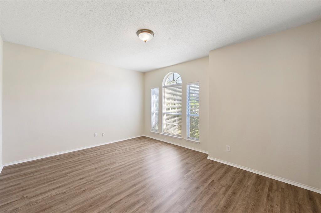 Huntington Village Ph III Add - Residential Lease