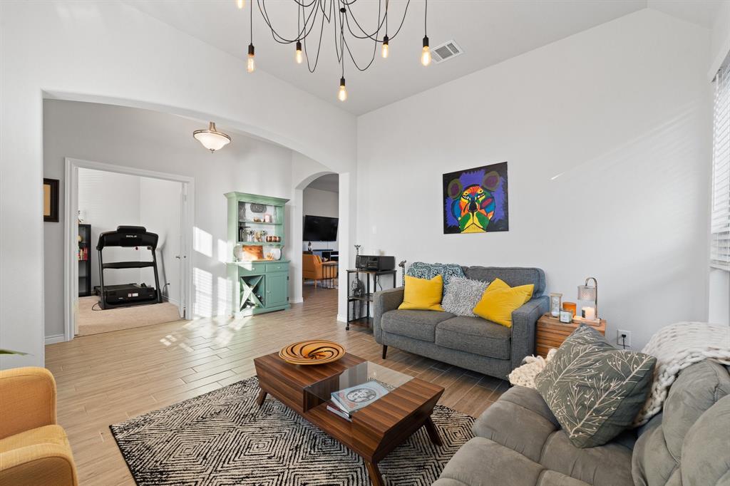 Hidden Vistas Ph Six - Residential