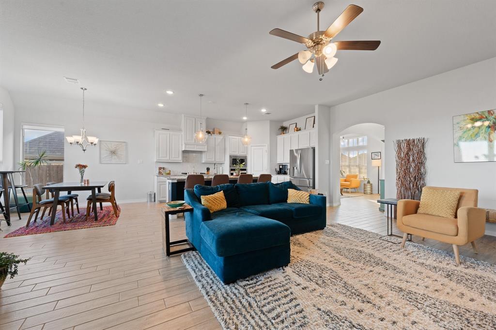 Hidden Vistas Ph Six - Residential