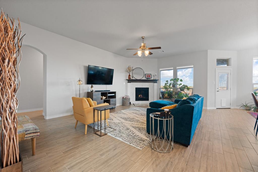 Hidden Vistas Ph Six - Residential