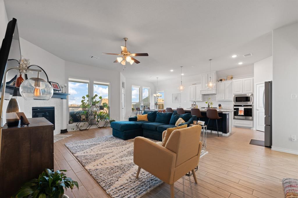 Hidden Vistas Ph Six - Residential