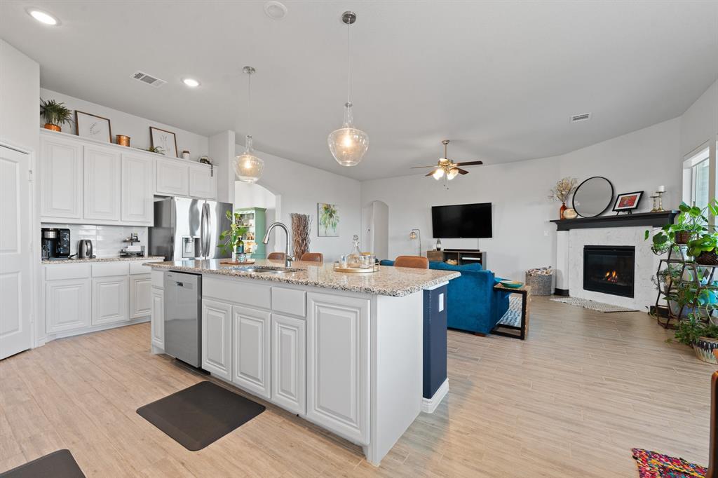 Hidden Vistas Ph Six - Residential