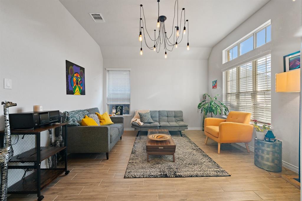 Hidden Vistas Ph Six - Residential