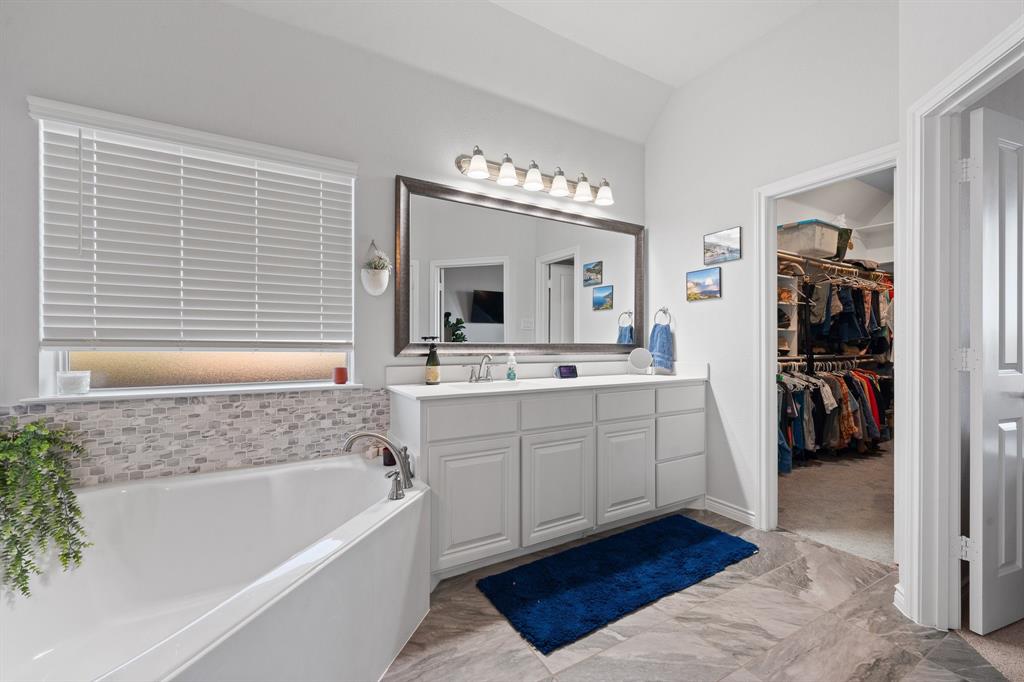 Hidden Vistas Ph Six - Residential