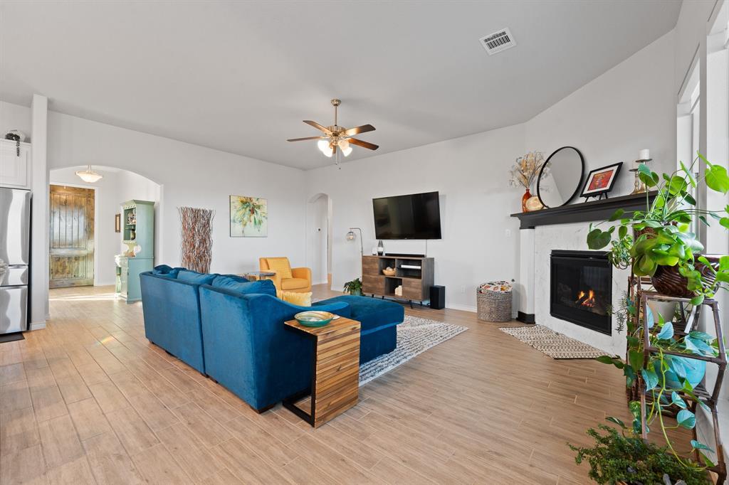 Hidden Vistas Ph Six - Residential