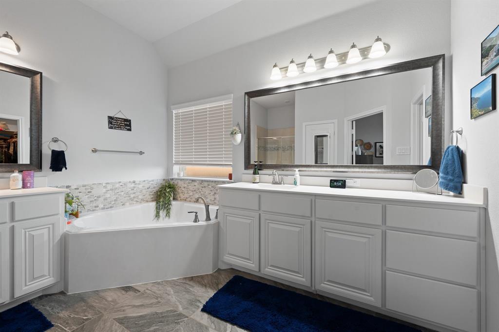 Hidden Vistas Ph Six - Residential