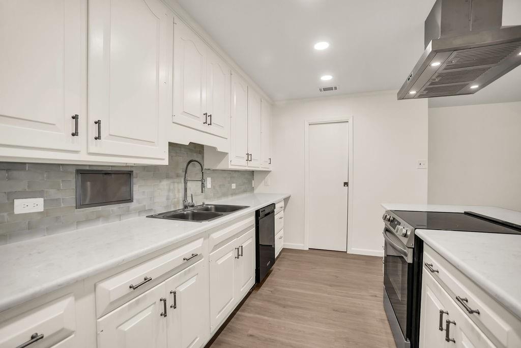 Athena Condo - Residential Lease