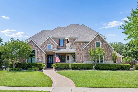 Photo of 300 Foxborough Lane, Southlake, TX 76092 (MLS # 21255461)