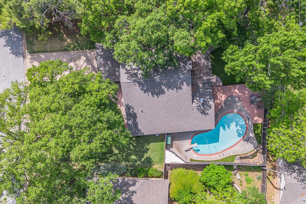 2003 Edgebrook Court