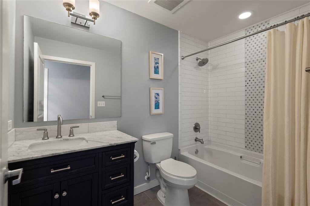 Metropolitan 1200 Main Street - Residential