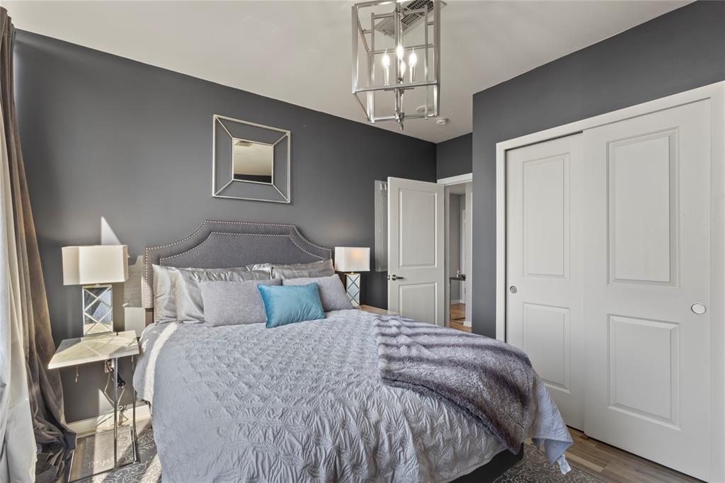 Metropolitan 1200 Main Street - Residential