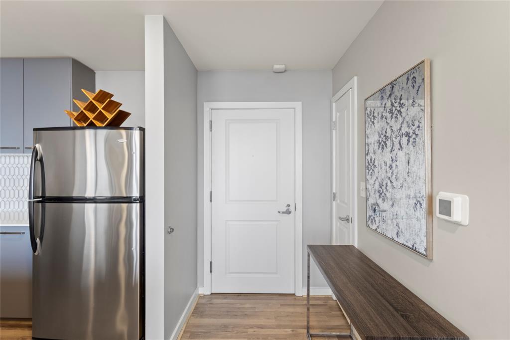 Metropolitan 1200 Main Street - Residential