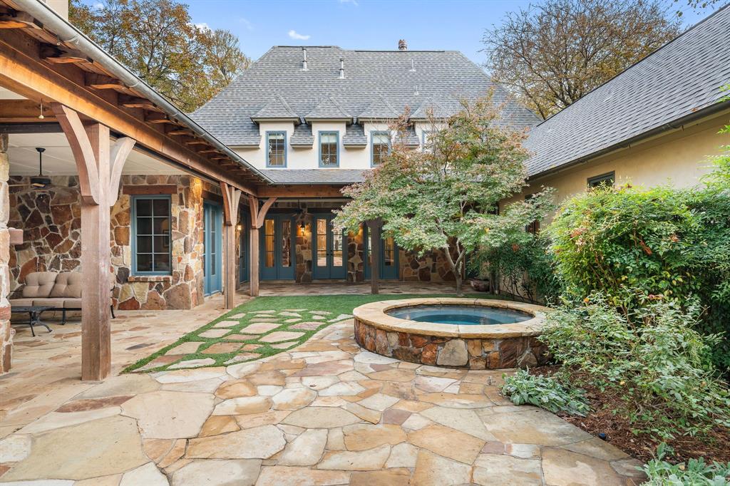 Forest Hills - Residential