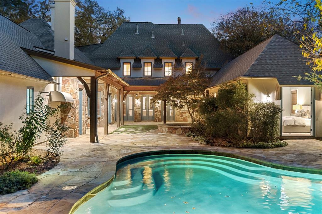 Forest Hills - Residential