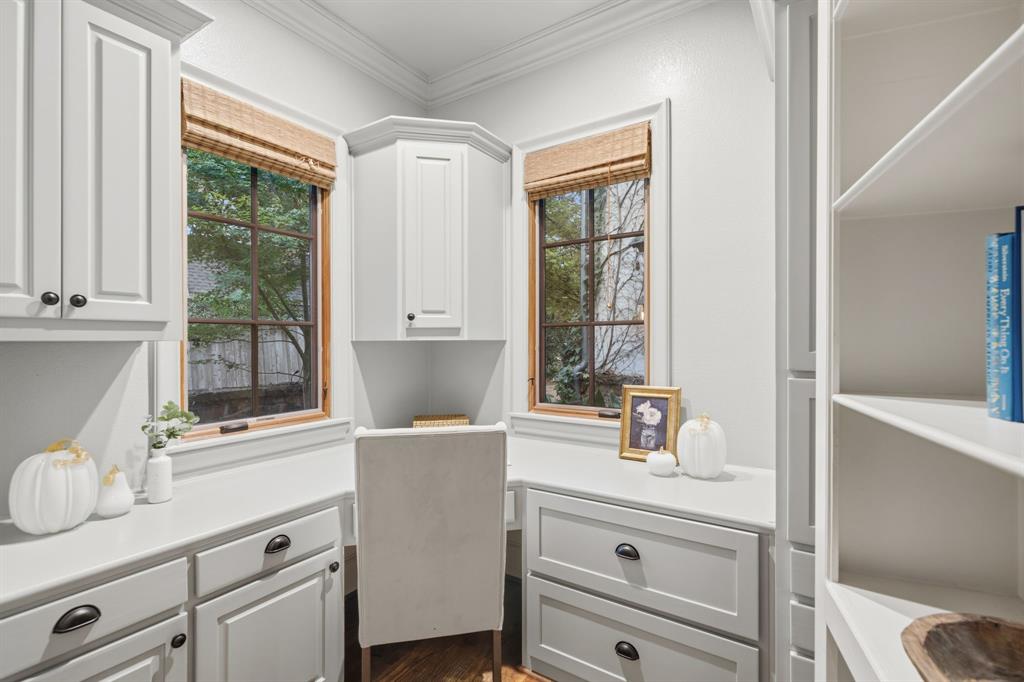 Forest Hills - Residential