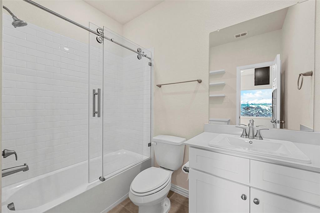 Flower Mound, Texas 75028, United States, 5 Bedrooms Bedrooms, ,4 BathroomsBathrooms,Residential,Pending,17202