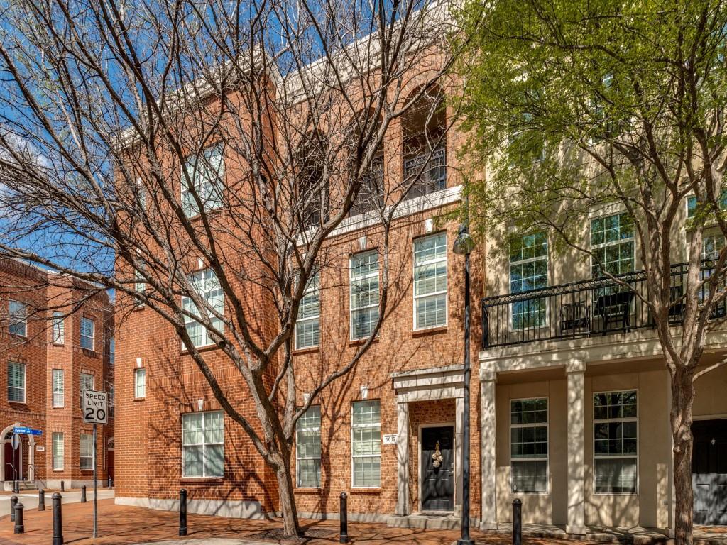 Townhomes Of District A Ph 01-11 - Residential