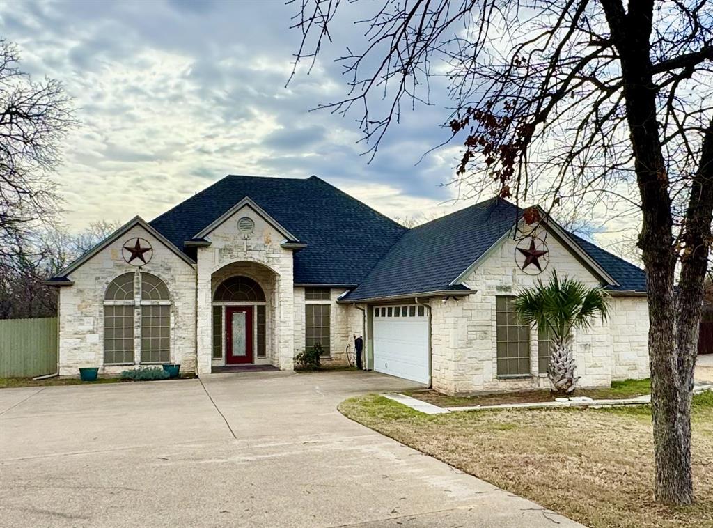 6705 Forest Oaks Court