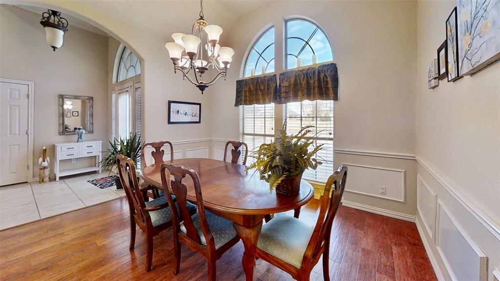 6705 Forest Oaks Court