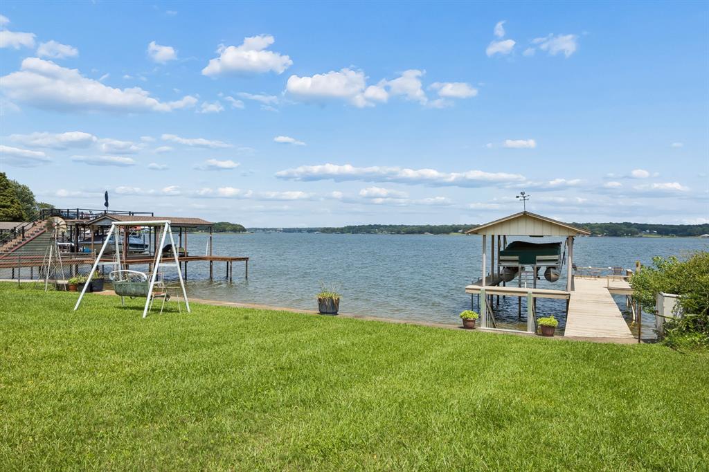140 Pin Oak Drive