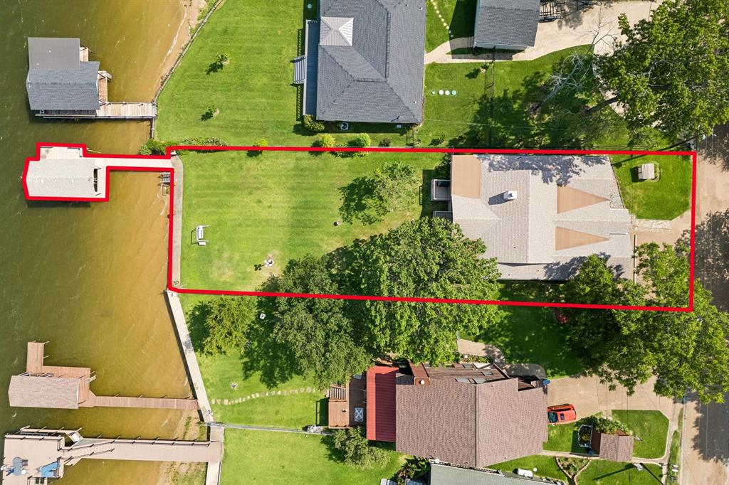 140 Pin Oak Drive