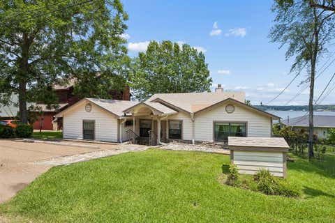 Photo of 140 Pin Oak Drive, Mabank, TX 75156 (MLS # 21351381)