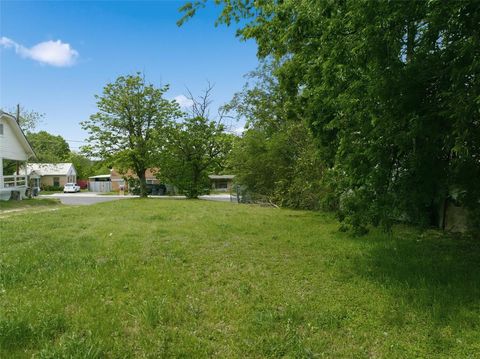 2704 Clay Avenue Waco TX 76711