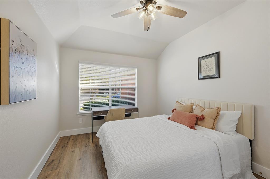 Pasquinellis Bandera Add - Residential Lease