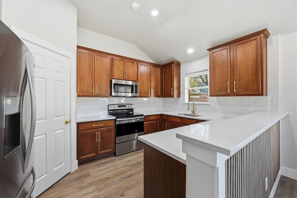 Pasquinellis Bandera Add - Residential Lease