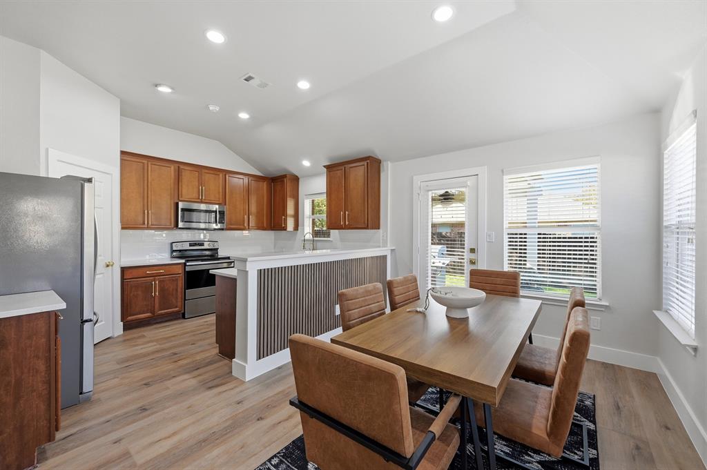 Pasquinellis Bandera Add - Residential Lease