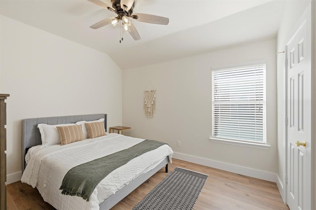 Pasquinellis Bandera Add - Residential Lease