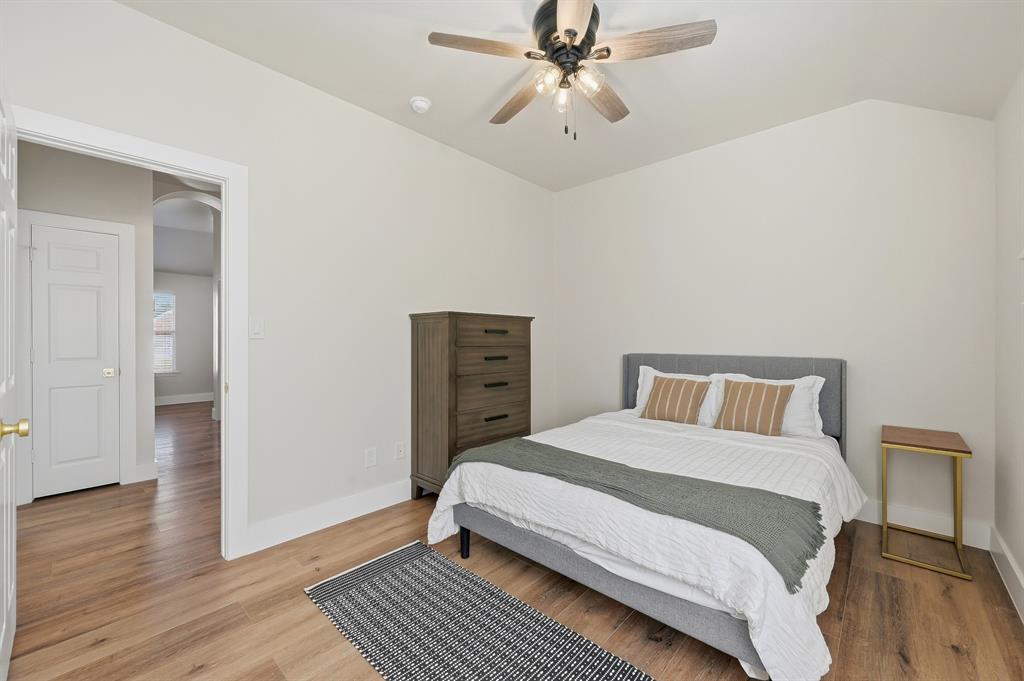 Pasquinellis Bandera Add - Residential Lease