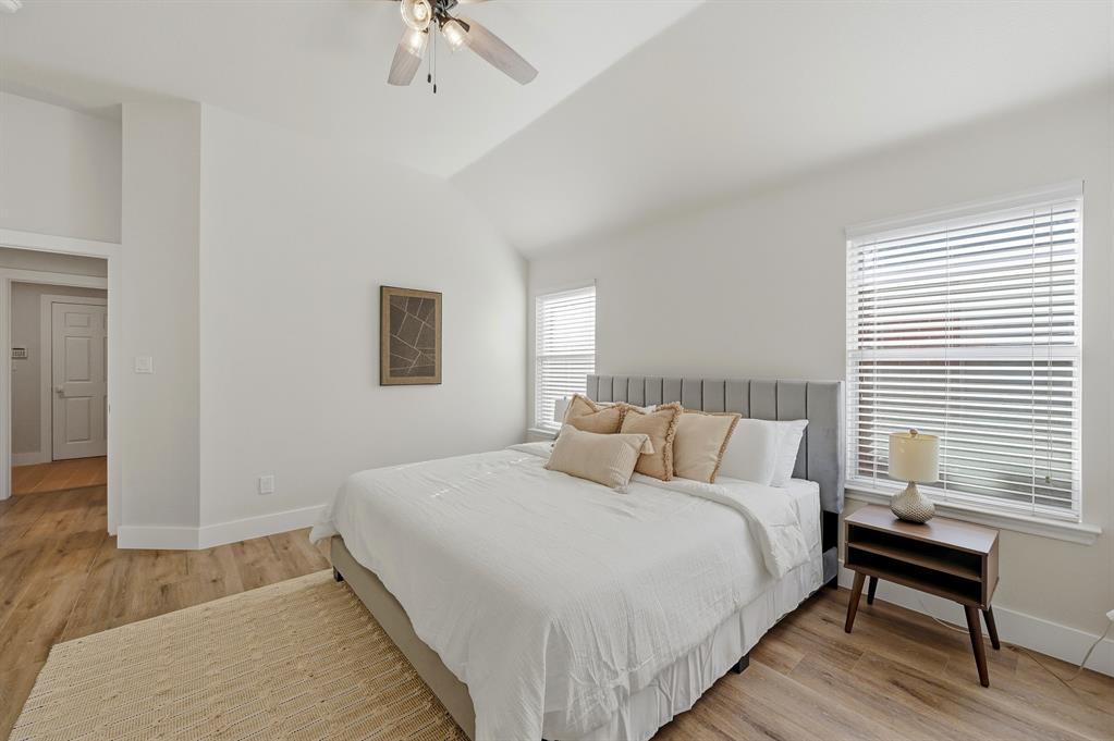 Pasquinellis Bandera Add - Residential Lease