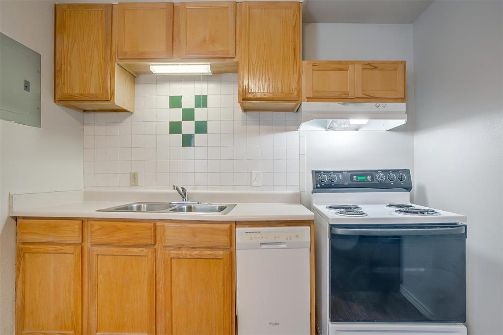 Bluebonnet Hills - Residential Lease