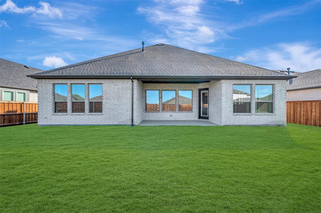 725 Shinnery Oak Way