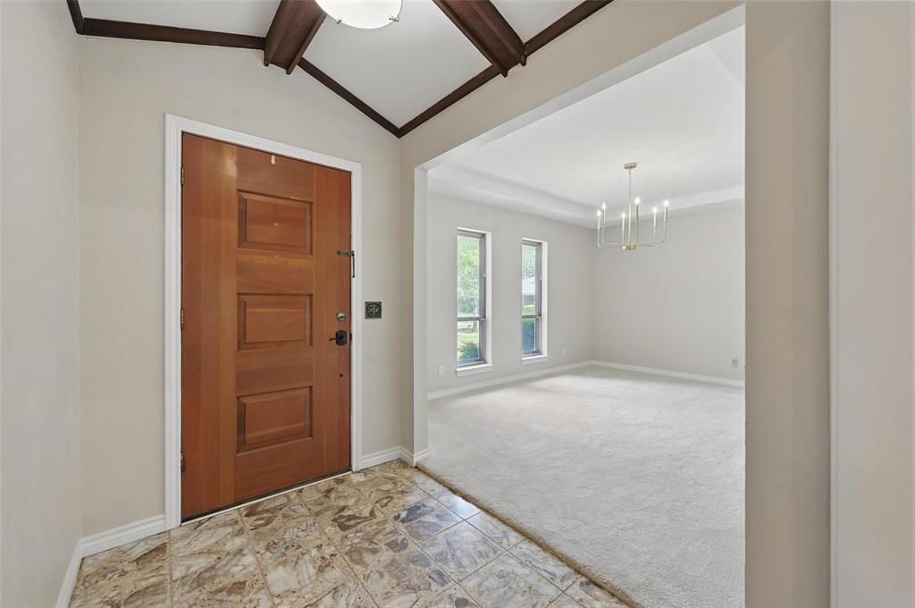 2605 Lakeview Trail