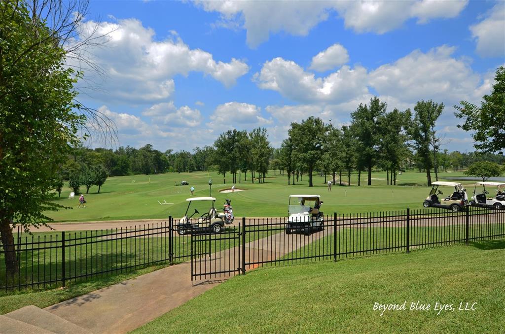 Southern Trace - Land