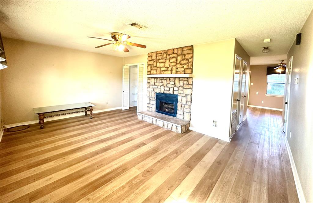 103 Harts Landing Lane