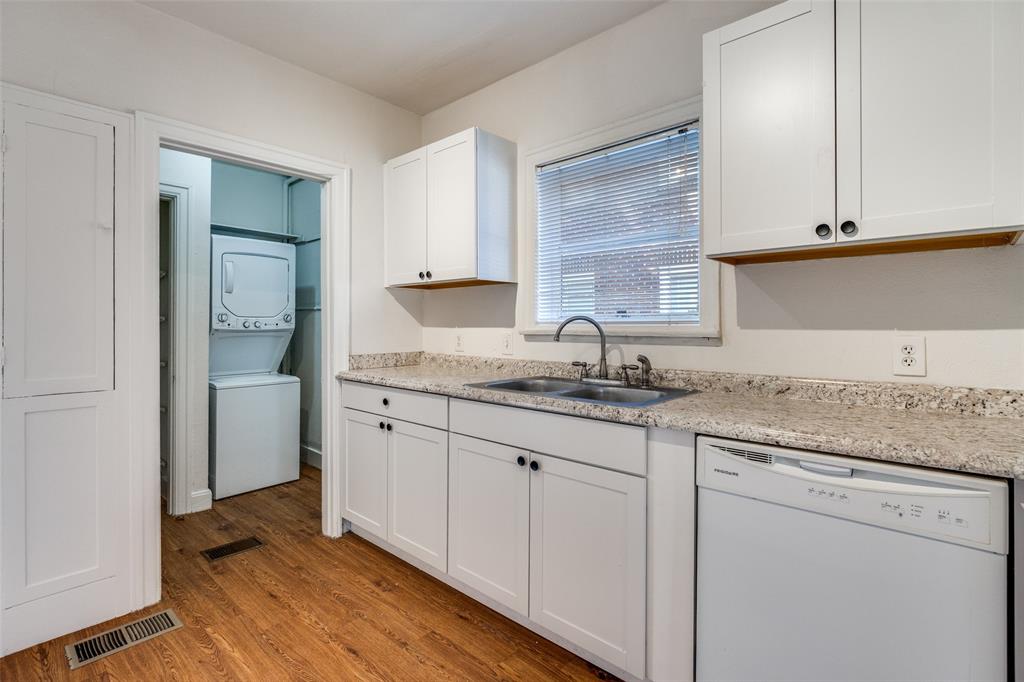 University Place - Residential Lease