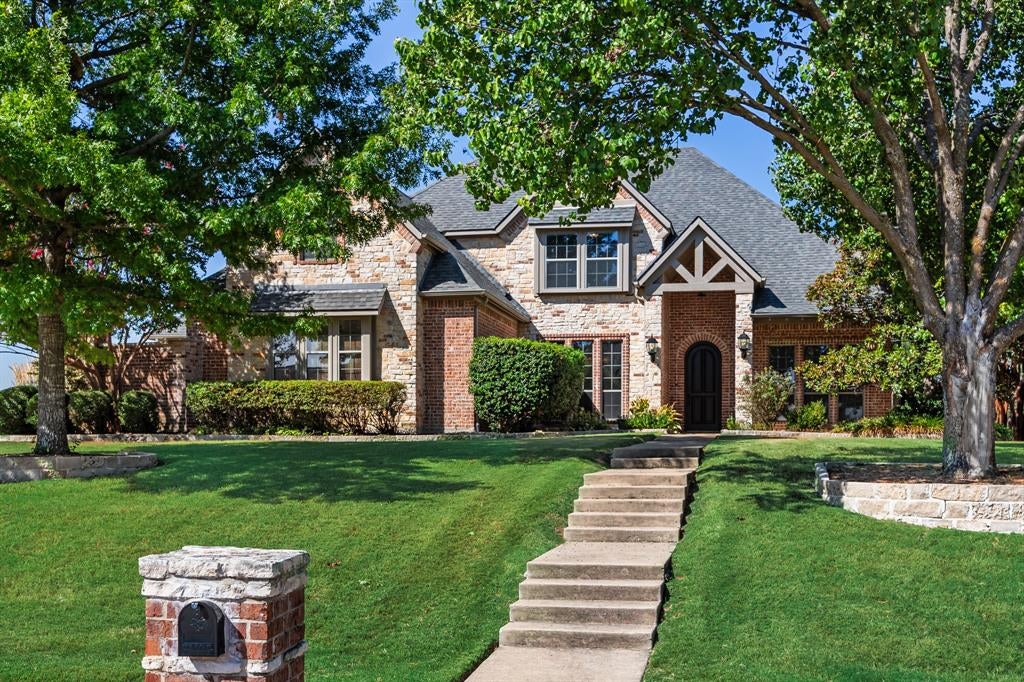 148 Stoneleigh Drive