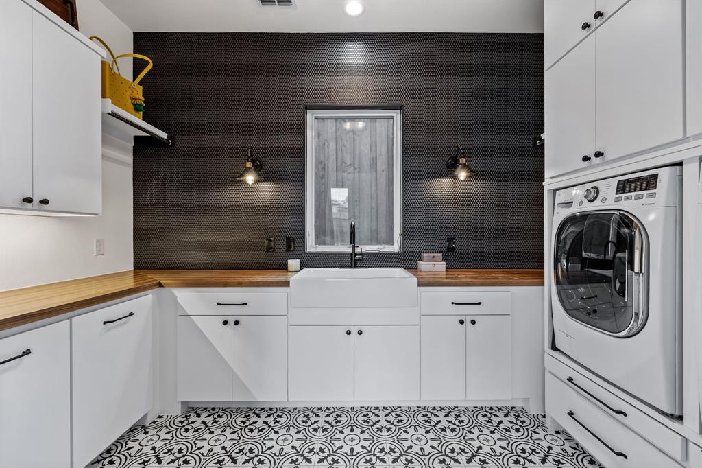 Lakeshore Hills - Residential