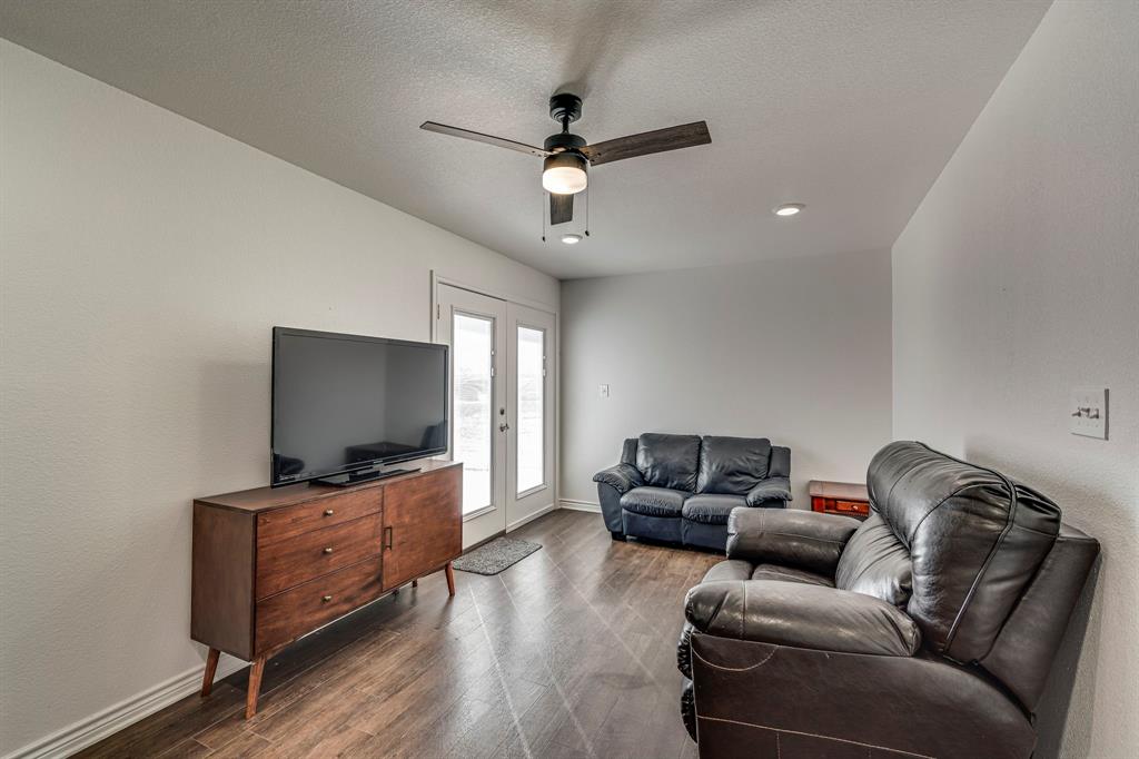 White Bluff #07 - Residential