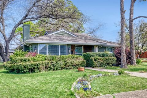 3161 Waldrop Drive Dallas TX 75229