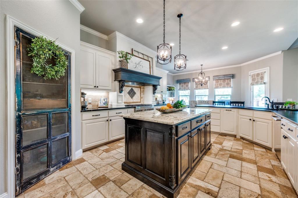 3437 N Preston Lakes Dr