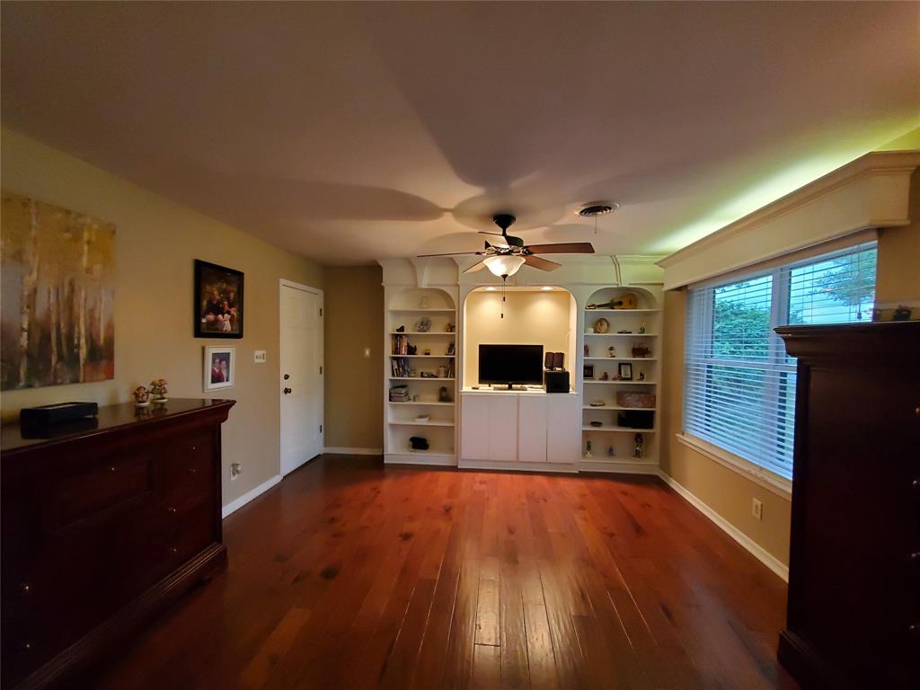 Colonial Park - Residential