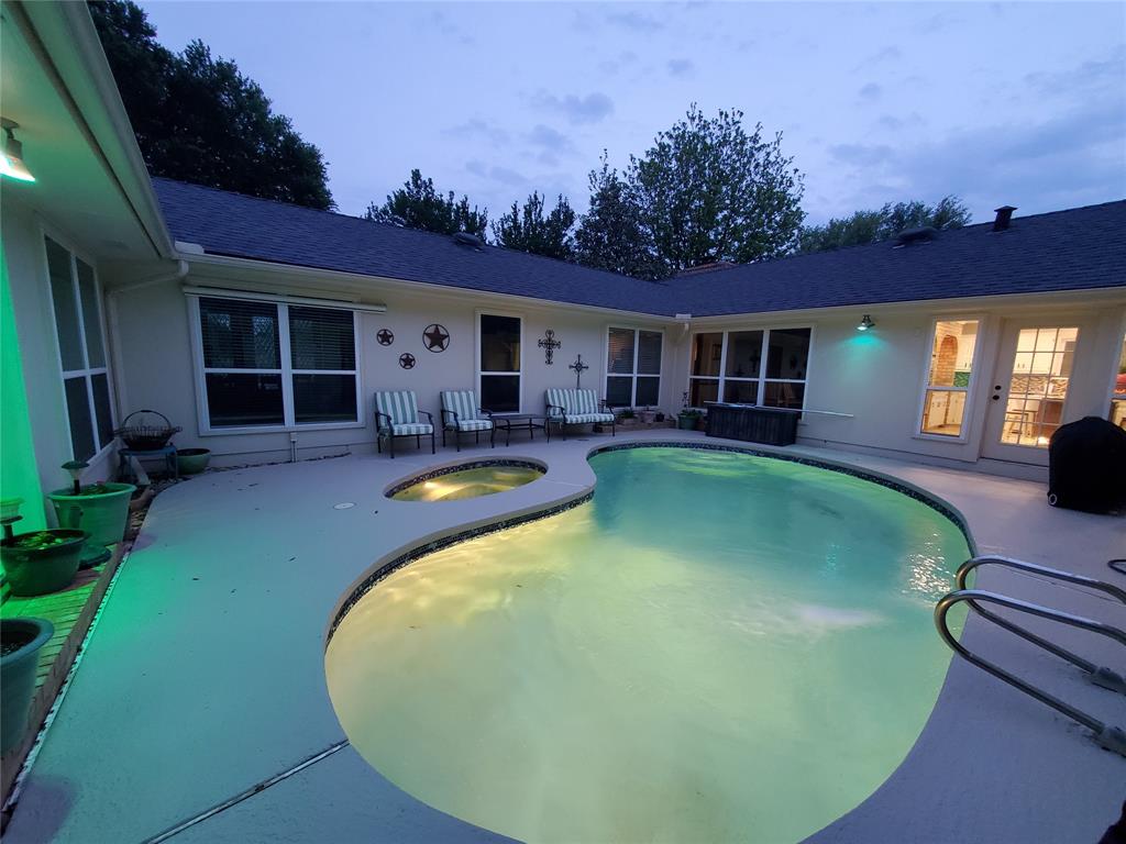 Colonial Park - Residential